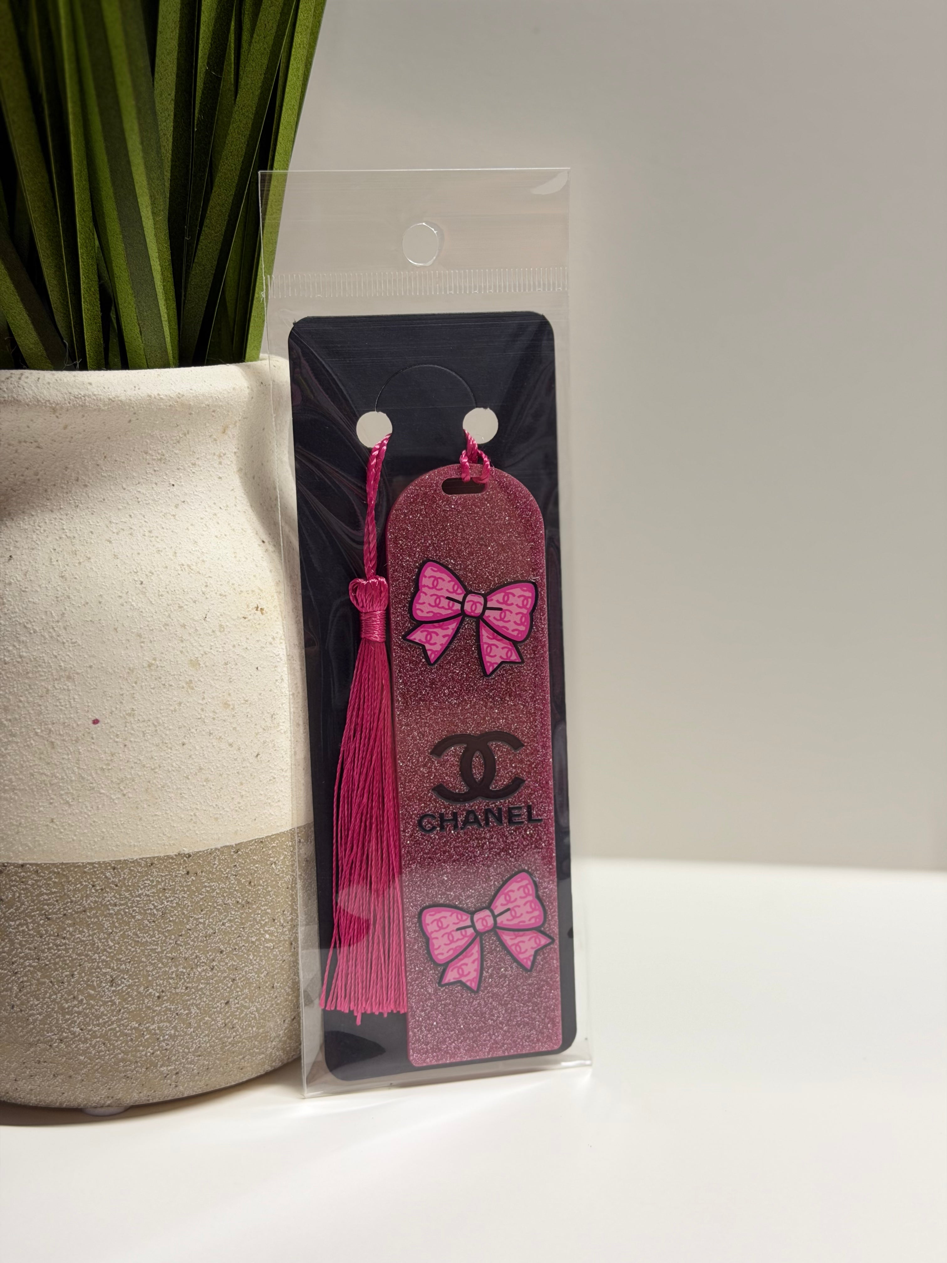 Mama’s Custom Bookmarkers